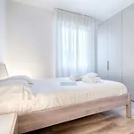 Polo Universitario Apartment By Mmega